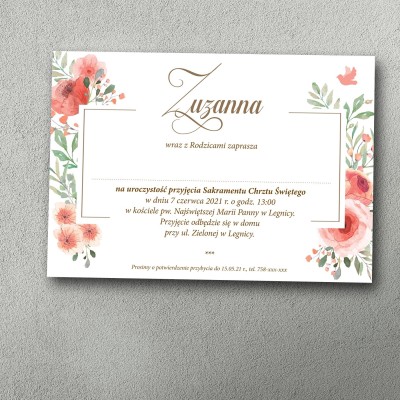 Zaproszenie na chrzest z czerwonymi makami dla dziewczynki.