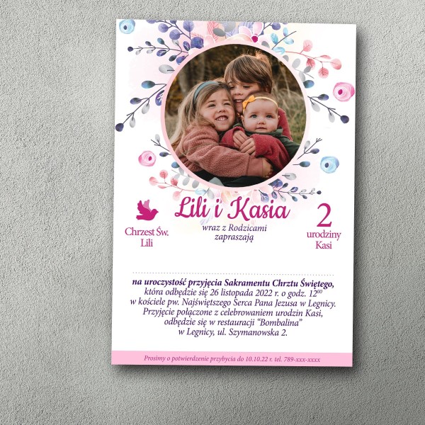 Zaproszenie na chrzest i urodziny z różowym motywem kwiatowym